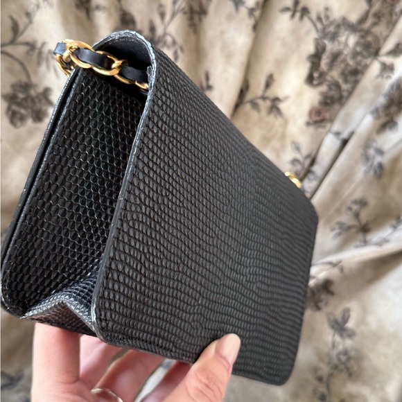 CHANEL Black Vintage Lizard Single Flap Bag Small GHW - Picture 14 of 15